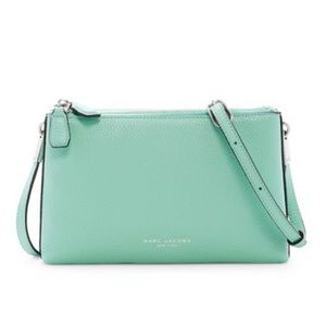 Marc Jacobs Essential Leather Crossbody